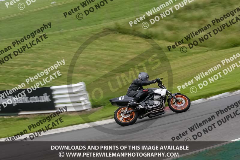 cadwell no limits trackday;cadwell park;cadwell park photographs;cadwell trackday photographs;enduro digital images;event digital images;eventdigitalimages;no limits trackdays;peter wileman photography;racing digital images;trackday digital images;trackday photos